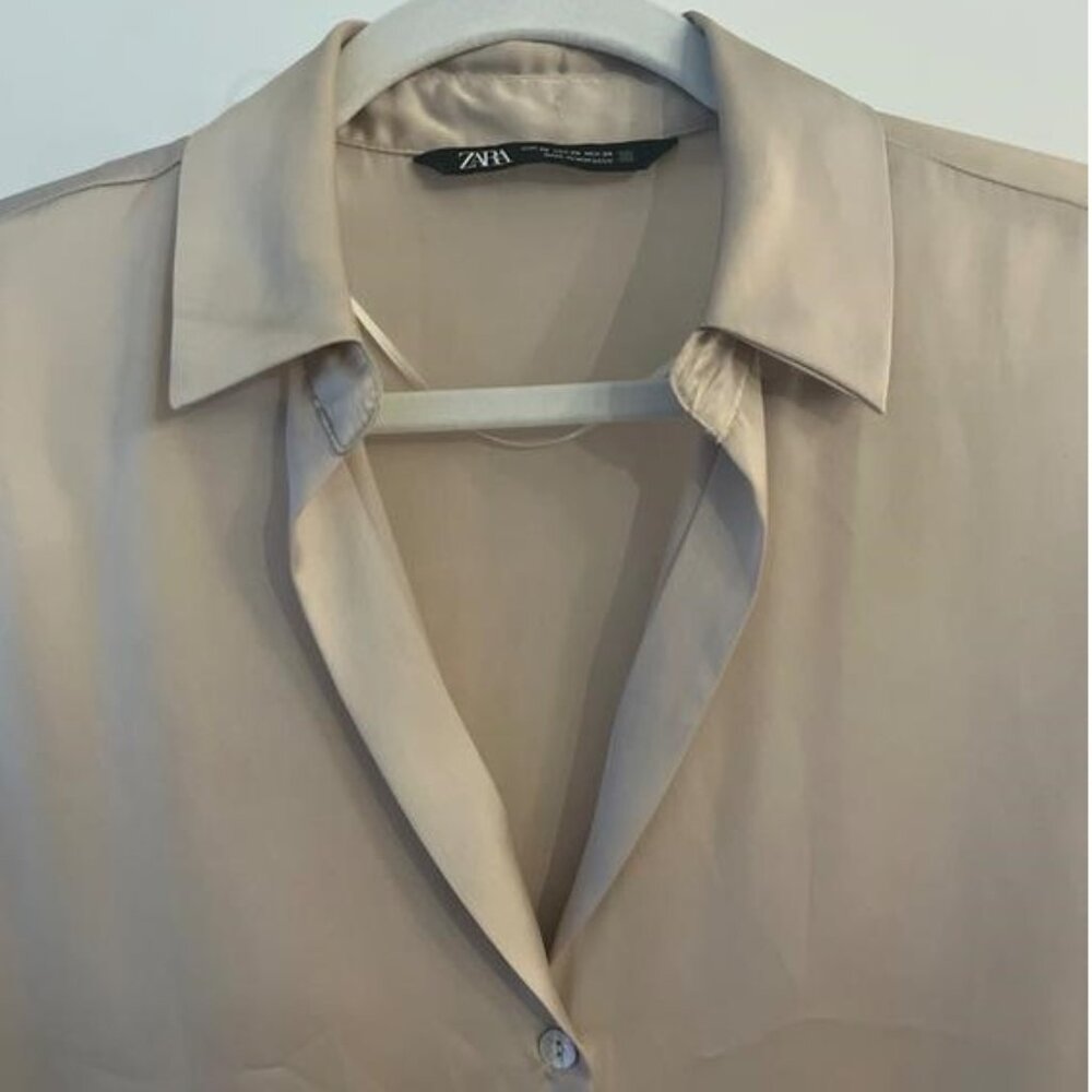 Beige Charmeuse Blouse w/ Mother-of-Pearl Buttons | XS (Relaxed Fit)